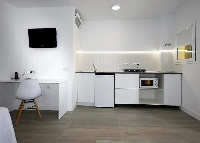 Aparthotel Skyview By Livvo Puerto de la Cruz (Tenerife)