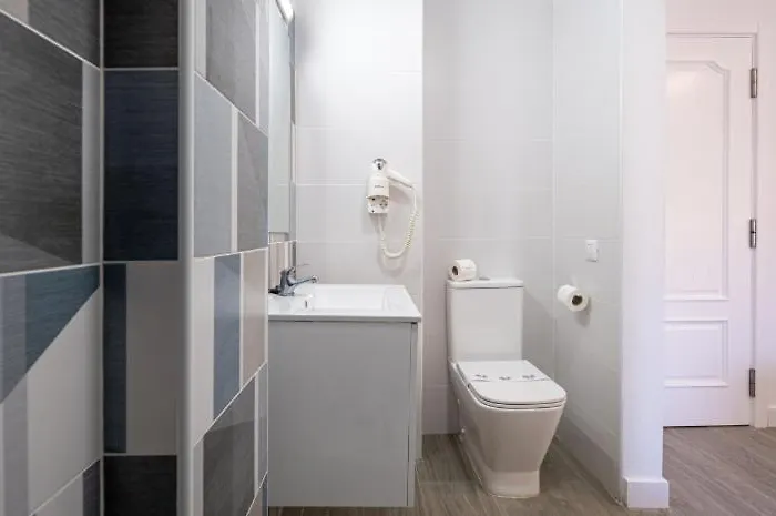 Skyview By Livvo Aparthotel
