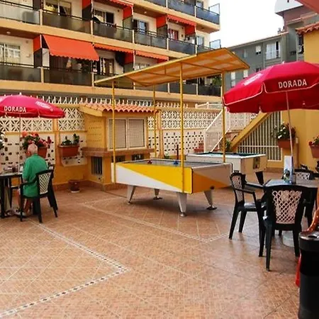 Skyview By Livvo 3* 拉克鲁斯