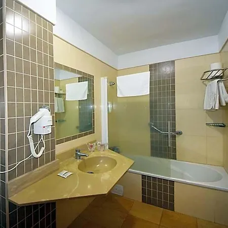 Skyview By Livvo Aparthotel 3*