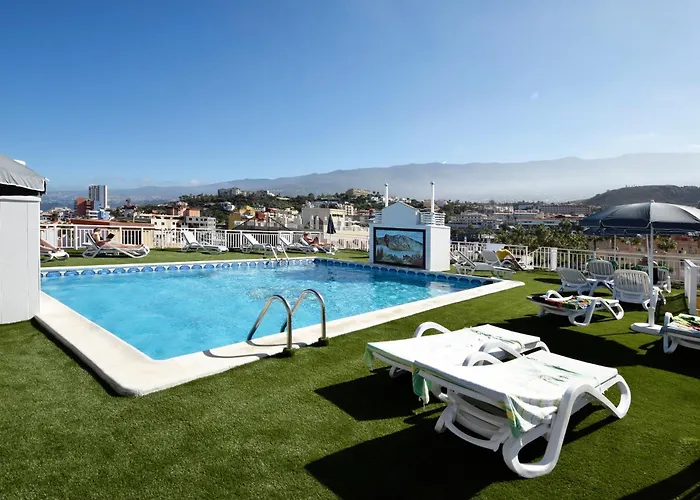 Apartahotel Skyview By Livvo Puerto de la Cruz (Tenerife)