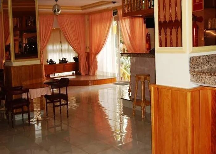 Skyview By Livvo Apartahotel Puerto de la Cruz (Tenerife)