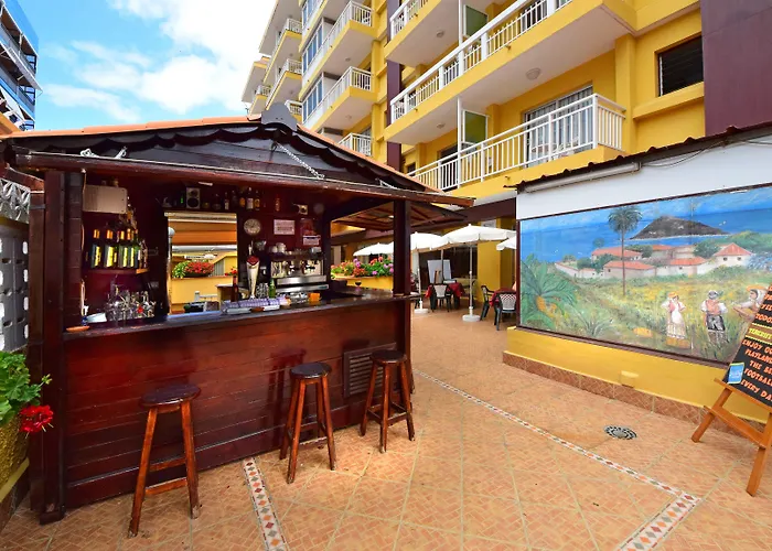 Skyview By Livvo Apartahotel Puerto de la Cruz (Tenerife)