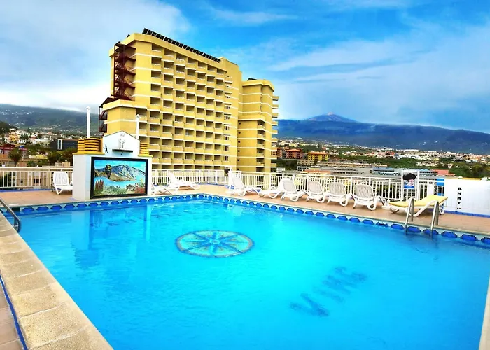 Apartahotel Skyview By Livvo Puerto de la Cruz (Tenerife)