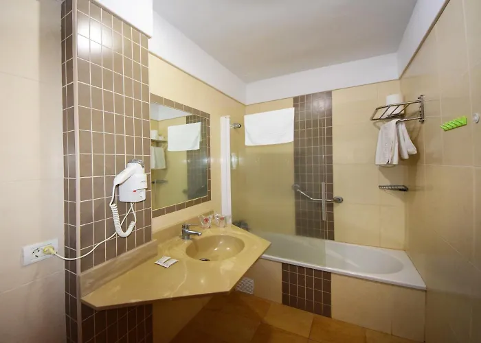 Apartahotel Skyview By Livvo