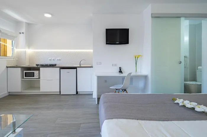 Skyview By Livvo Aparthotel