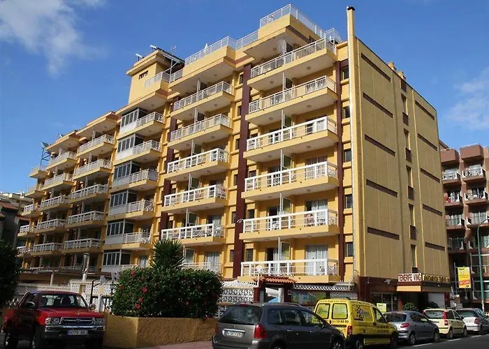 Skyview By Livvo Apartahotel