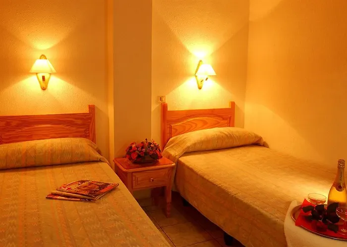 Apartahotel Skyview By Livvo Puerto de la Cruz (Tenerife)