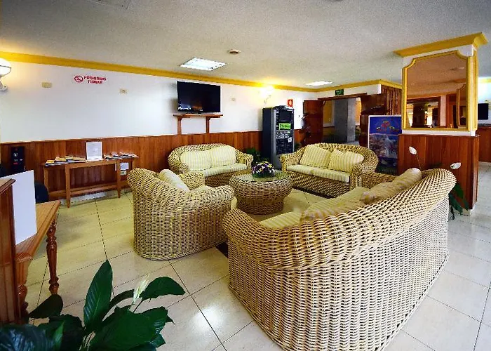 Apartahotel Skyview By Livvo